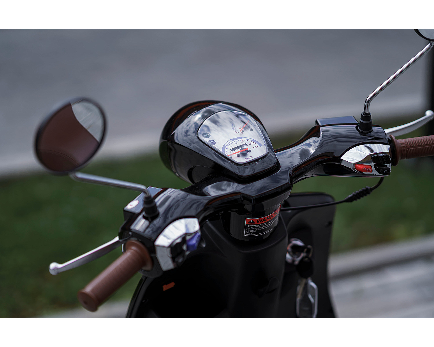 Скутер SPRMOTORS Vespa чёрный T9-50B