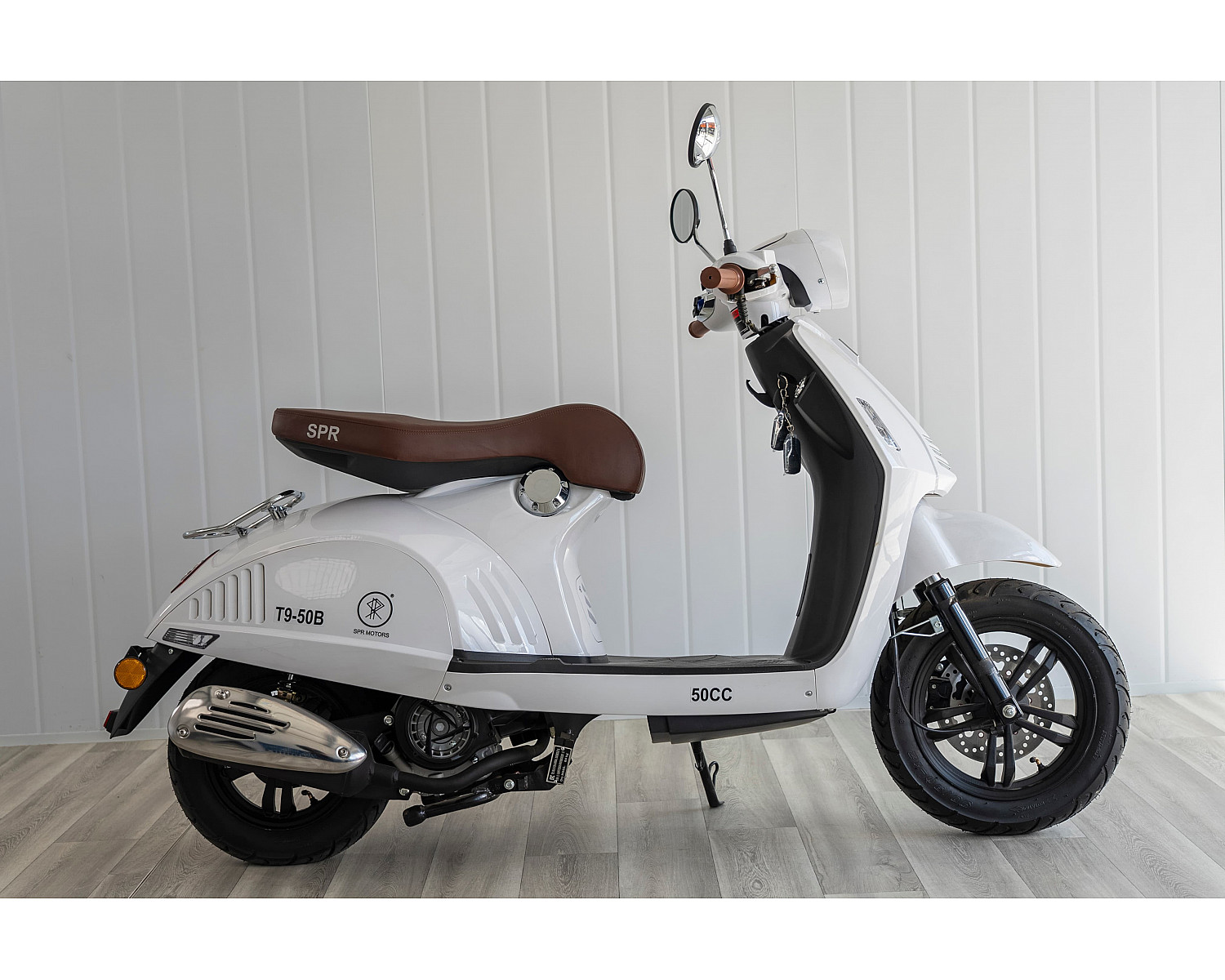 Скутер SPRMOTORS Vespa белый T9-50B