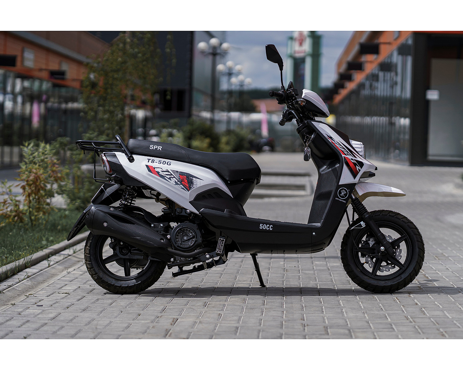 Скутер SPRMOTORS Zoom-10 белый T8-50G