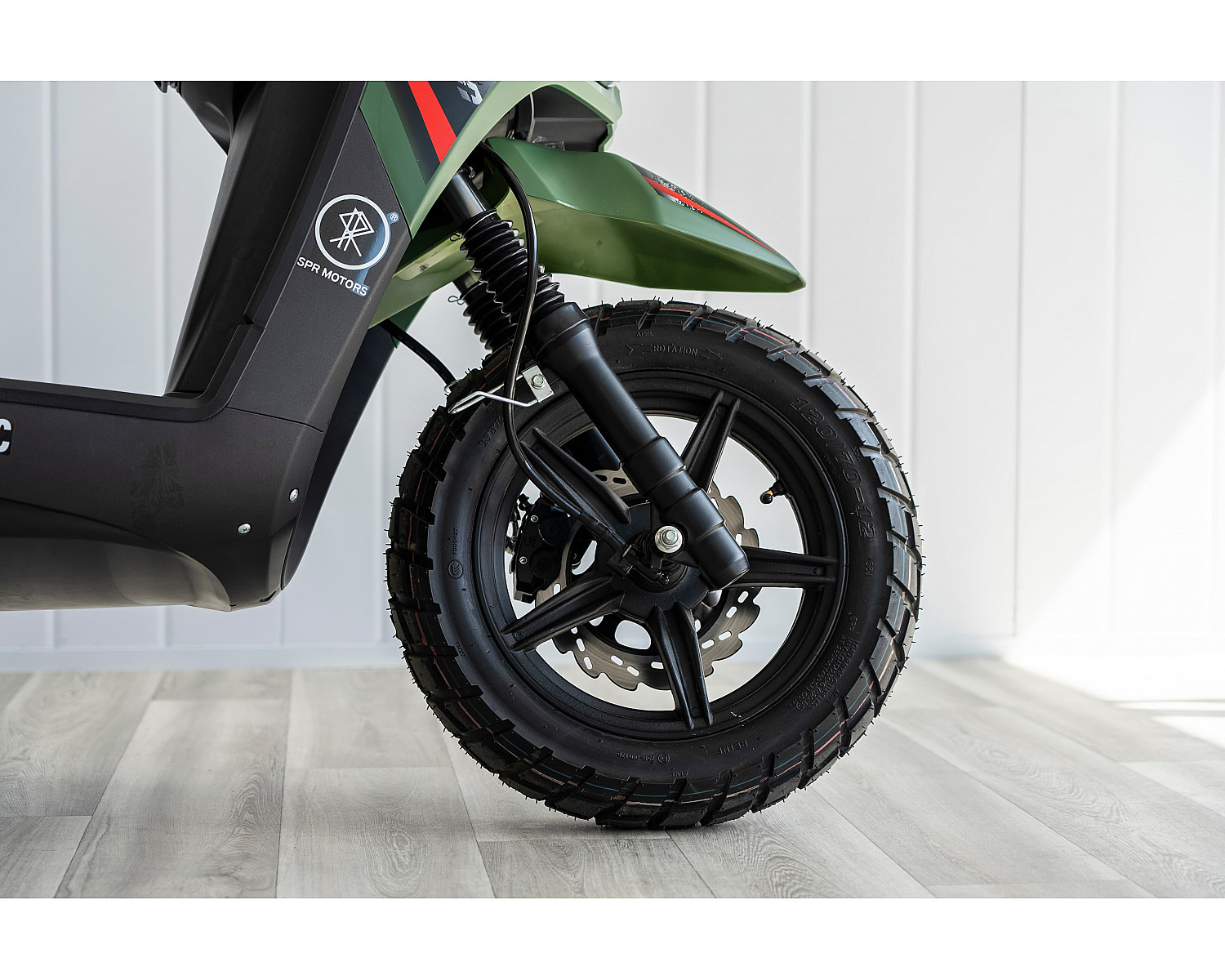 Скутер SPRMOTORS Zoom-9 зелёный T8-50G