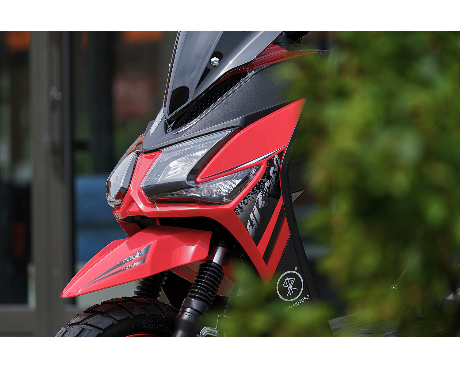 Скутер SPRMOTORS Zoom-9 красный T8-50G