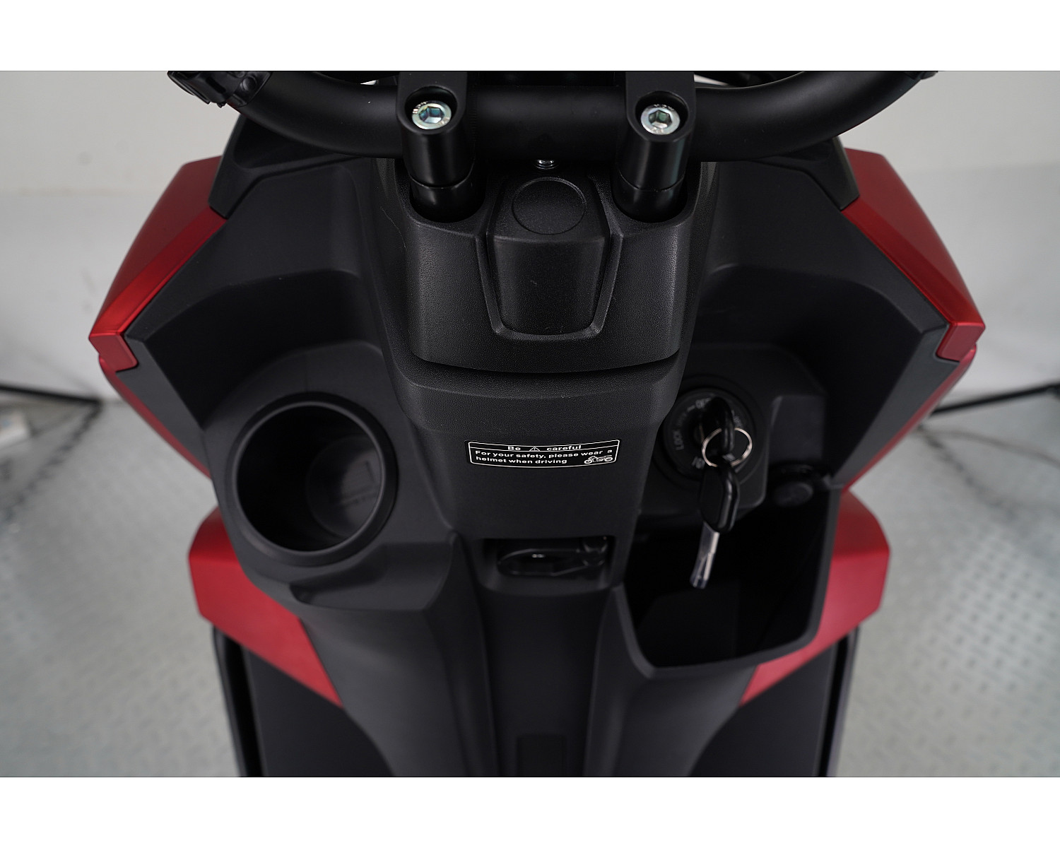 Скутер VMC SMART-III BY49QT-5A 49 см3 серия T1700 VIN, matt black