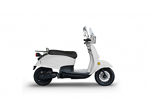 Скутер VMC SPRINT BY49QT-2A 49 см3 серия A1250 (Инжектор, воздушное охлаждение), white glossy
