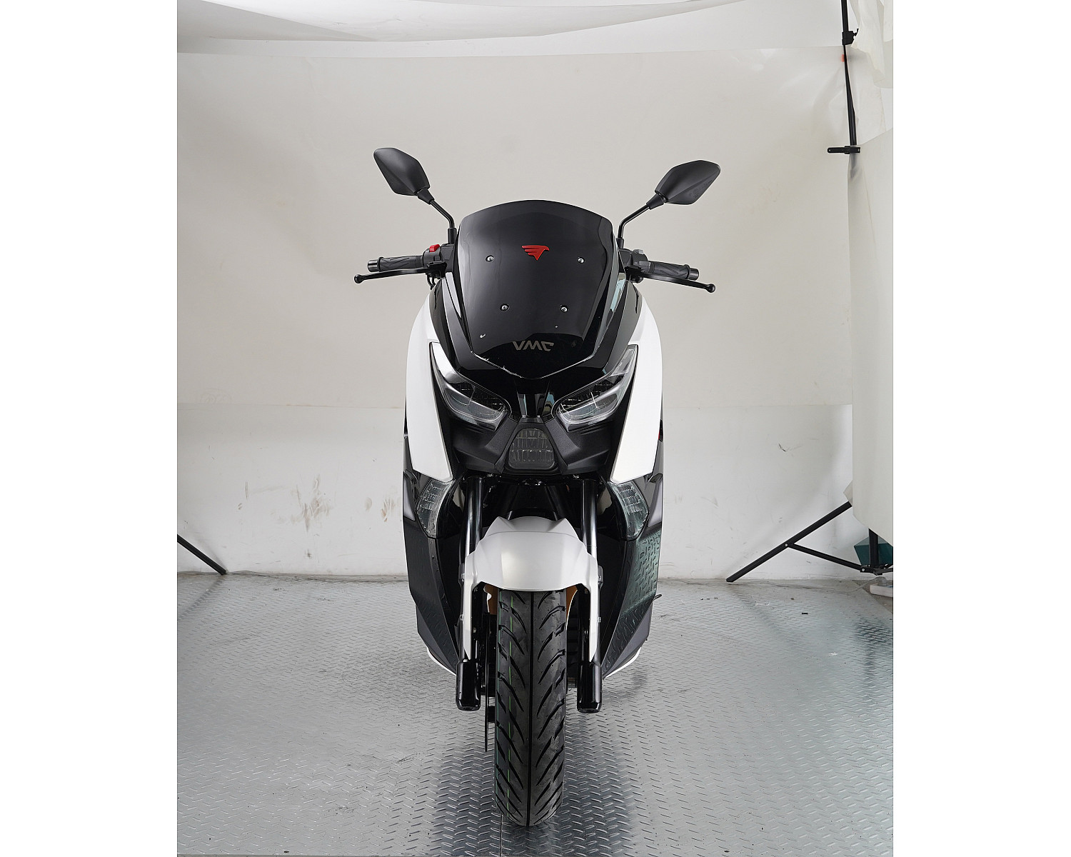 Скутер VMC XMAX BY150T-5A 149cc серия T2500, (ЭПТС), matt white