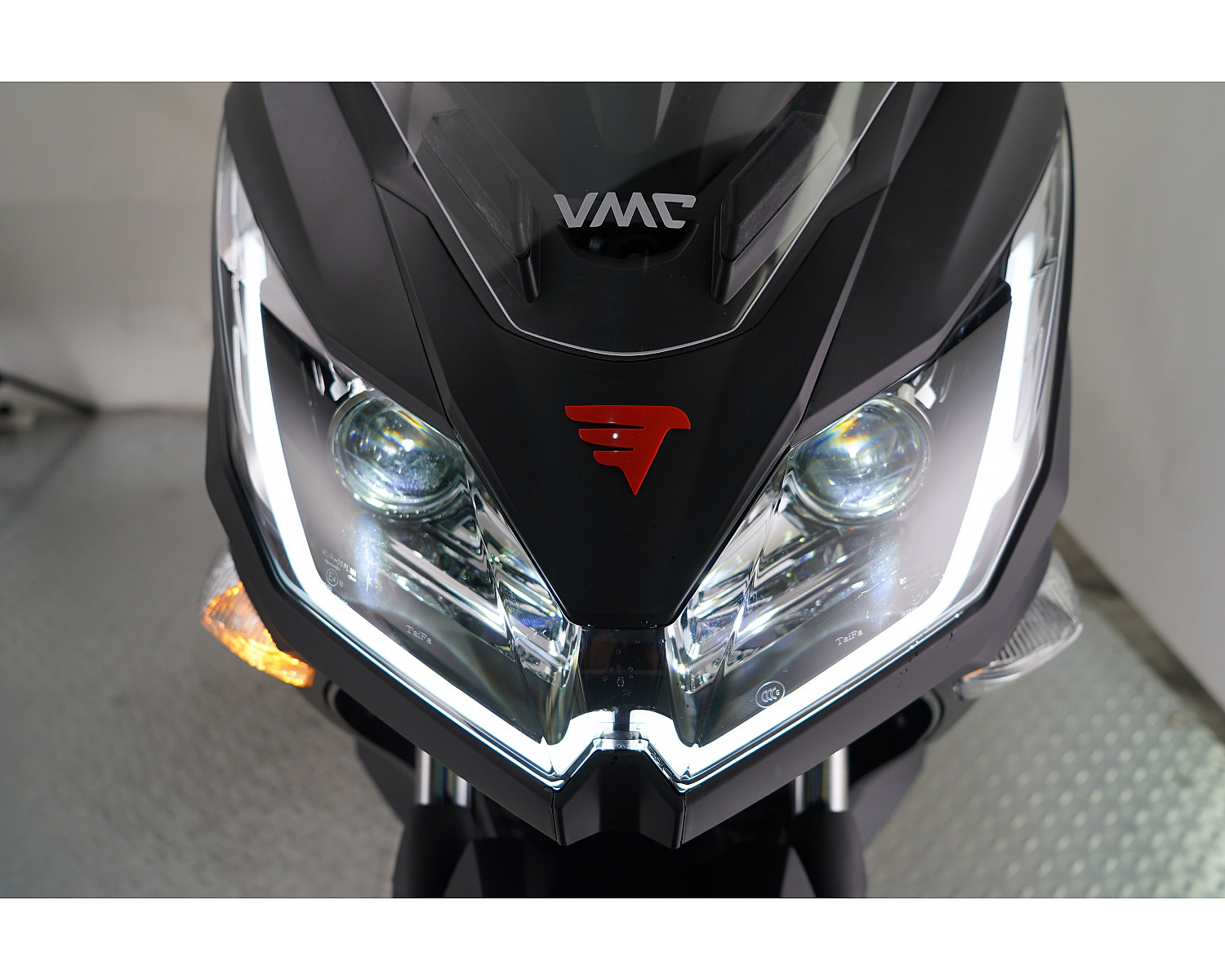 Скутер VMC Z1 TY300T-2E 276 см3 серия Т3000 (ЭПТС), black